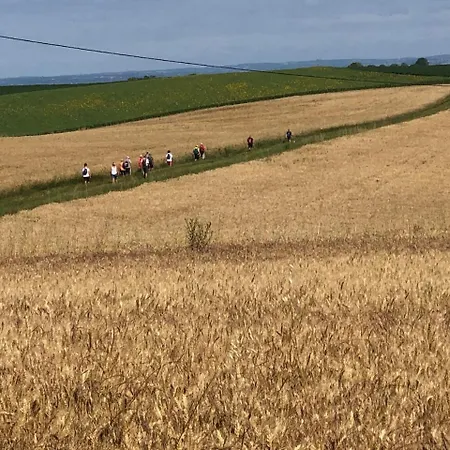 Chez Tess Apartament Saint-Felix (Allier)