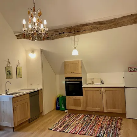 Chez Tess Apartament *